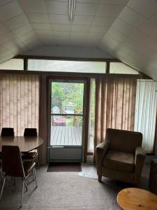 505 5TH STREET NORTHEAST, Minnedosa, Manitoba R0J 1E0, Canada