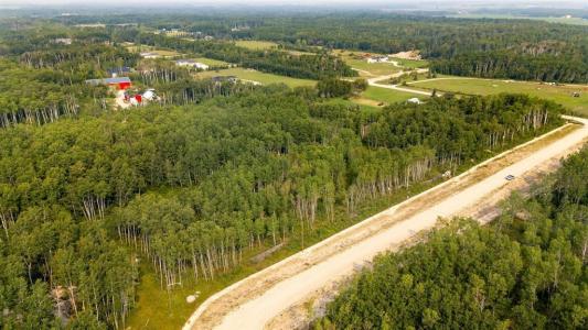 22 KATY LANE, La Broquerie, Manitoba R0A 0W2, Canada