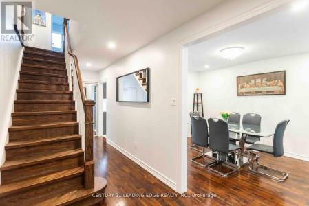 49 HARRINGAY CRESCENT, Toronto (l'amoreaux), 安大略省 M1W 1Z4, 加拿大