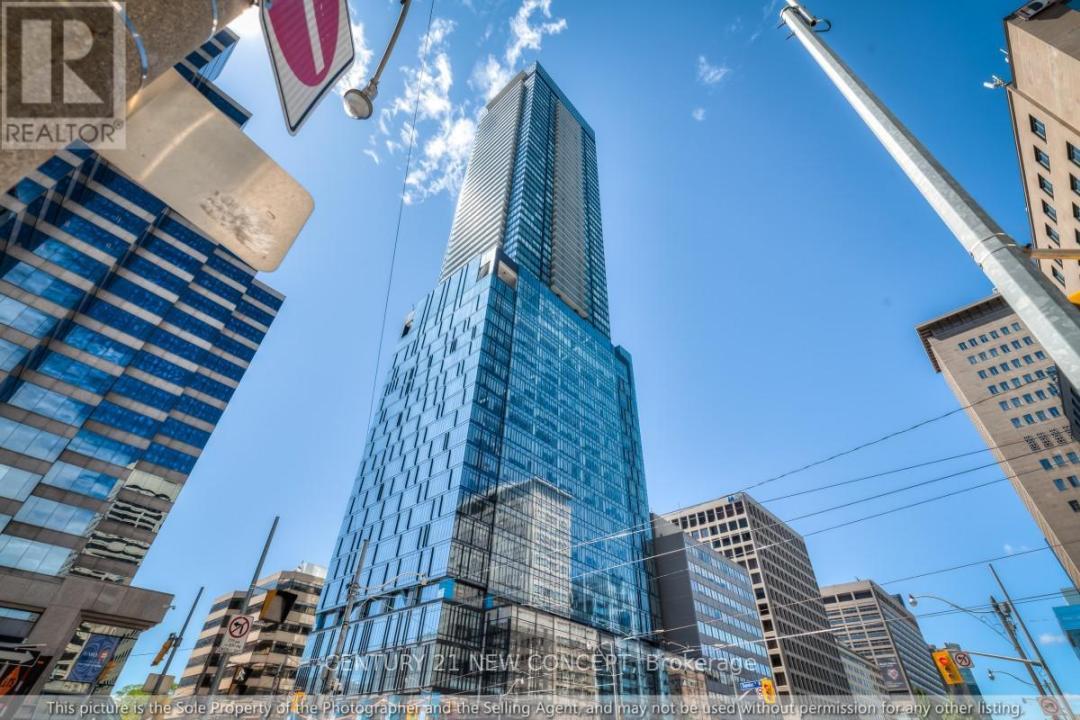 488 UNIVERSITY AVENUE, Toronto (kensington-chinatown), Ontario M5G 0C1, Canada