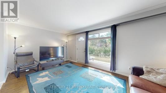 6 LEXINGTON AVENUE, Toronto (west Humber-clairville), Ontario M9V 3T3, Kanada