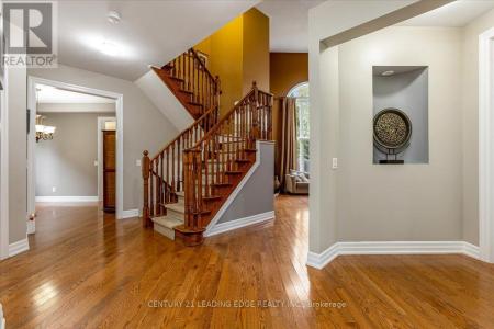 55 CAMPBELL DRIVE, Uxbridge, Ontario L9P 0B3, Canada