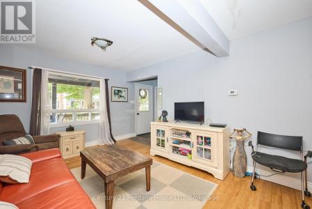 5086 HUTTON AVENUE, Niagara Falls (downtown), Ontario L2E 3X4, CANADÁ