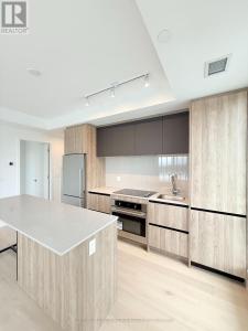 8 BEVERLEY GLEN BOULEVARD, Vaughan (beverley Glen), Онтарио L4J 0L5, Канада