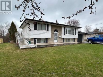 310 ALBANY STREET, Fort Erie (lakeshore), 安大略省 L2A 1L9, 加拿大