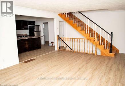 84 BALM BEACH ROAD EAST, Tiny, Ontario L0L 2J0, Kanada