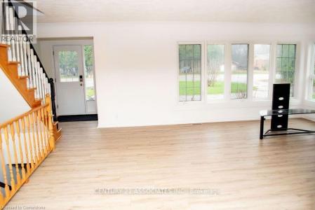 84 BALM BEACH ROAD EAST, Tiny, Ontario L0L 2J0, Kanada