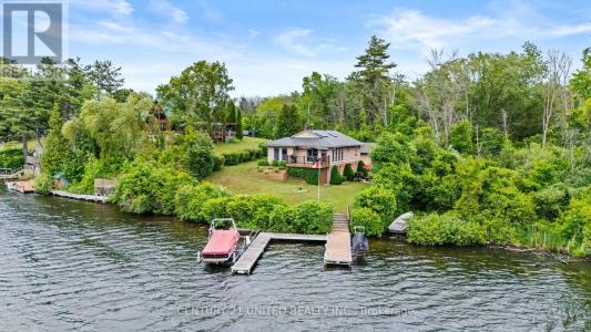 210 THOMPSON ROAD, Otonabee-south Monaghan, 安大略省 K9J 6X8, 加拿大