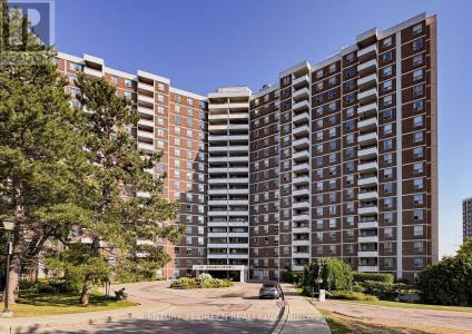 10 EDGECLIFF GOLFWAY, Toronto (flemingdon Park), 온타리오주 M3C 3A3, 캐나다