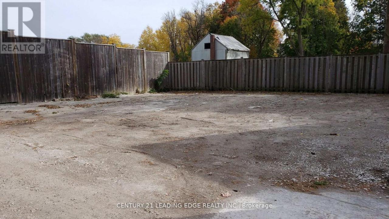 10873 KENNEDY ROAD, Markham, Ontario L6C 1P2, Canadá