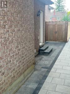 43 STARFIRE DRIVE, Toronto (highland Creek), Ontario M1C 5K1, Canada