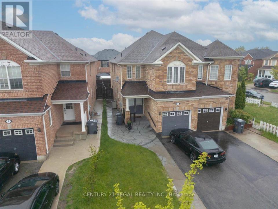 4 PARISIAN ROAD, Brampton (vales Of Castlemore), オンタリオ L6P 2S8, カナダ