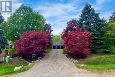 110 CRAWFORD CRESCENT, Milton (campbellville), Ontario L0P 1B0, Canadá