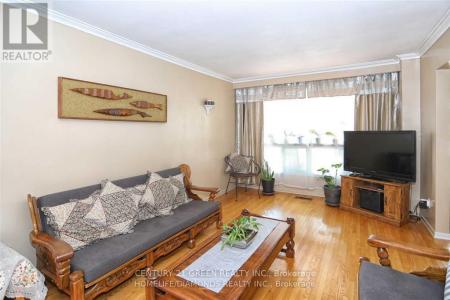 35 YORK STREET, Mississauga (malton), Ontario L4T 3M4, Canadá