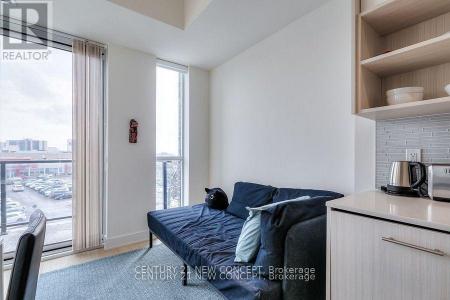 128 FAIRVIEW MALL DRIVE, Toronto (don Valley Village), Ontario M2J 0E8, Canada