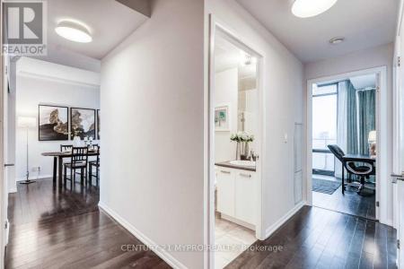 832 BAY STREET, Toronto (bay Street Corridor), Ontario M5S 1Z6, Kanada