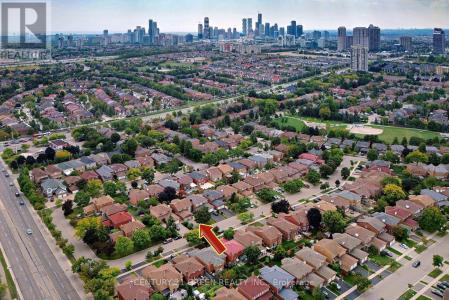 418 CHIEFTAN CIRCLE, Mississauga (hurontario), Ontario L4Z 3A7, Canada