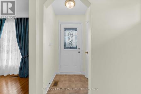 321 SOUTHVIEW ROAD, Oakville (wo West), オンタリオ L6K 2P7, カナダ