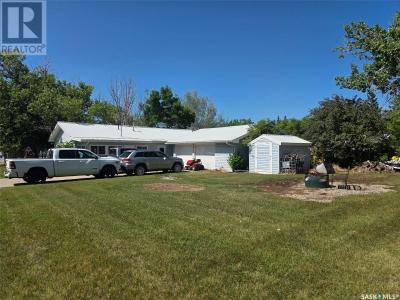 323 HEWARD STREET, Stoughton, Saskatchewan S0G 4T0, Canadá