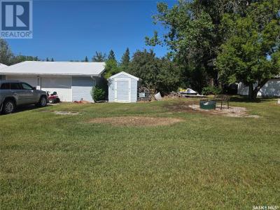 323 HEWARD STREET, Stoughton, Saskatchewan S0G 4T0, Canadá
