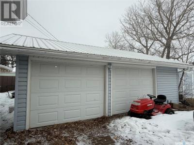 323 HEWARD STREET, Stoughton, Saskatchewan S0G 4T0, Canadá