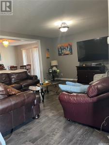 5004 TELEGRAPH STREET, Macklin, 萨斯喀彻温省 S0L 2C0, 加拿大