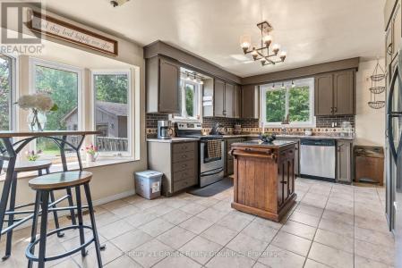 1037 KERNOHAN FARM TRAIL, Minden Hills (minden), Ontario K0M 2K0, Canada