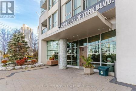 3939 DUKE OF YORK BOULEVARD, Mississauga (city Centre), オンタリオ L5B 4N2, カナダ