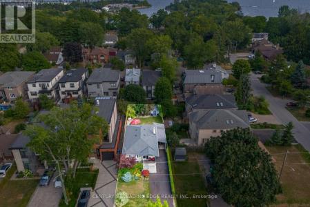 586 CURZON AVENUE, Mississauga (lakeview), Ontario L5G 1P9, Canada