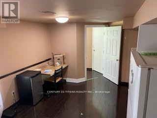 19 SKYRIDGE ROAD, Toronto (morningside), 安大略省 M1E 4N7, 加拿大