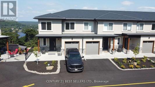 31 HORIZON LANE, Huntsville (chaffey), Ontario P1H 1V5, Canada