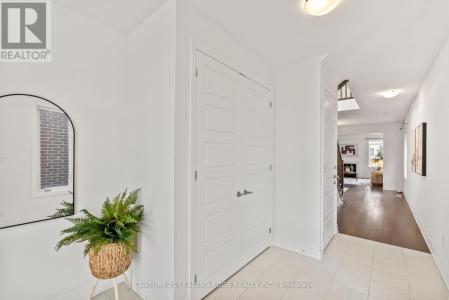 43 WILLIAM NADOR STREET, Kitchener, Ontario N2E 3X8, Canadá