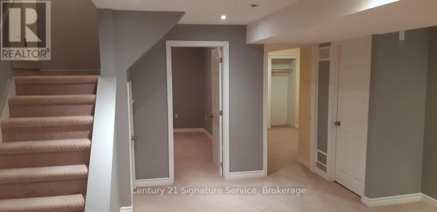 2900 TRADEWIND DRIVE, Mississauga (meadowvale), Ontario L5N 6L2, Canada