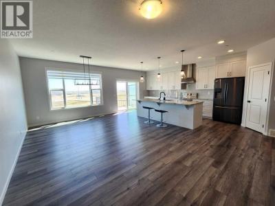 160 HOWSE CRESCENT NORTHEAST, Calgary, アルバータ T3P 1L5, カナダ