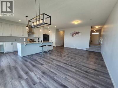 160 HOWSE CRESCENT NORTHEAST, Calgary, アルバータ T3P 1L5, カナダ