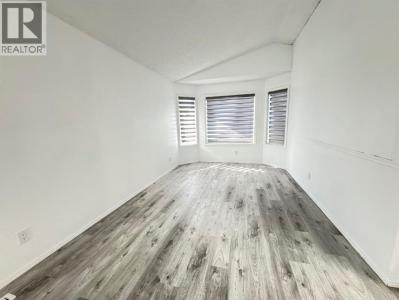 98 TARAWOOD ROAD NORTHEAST, Calgary, Alberta T3J 5B2, Kanada