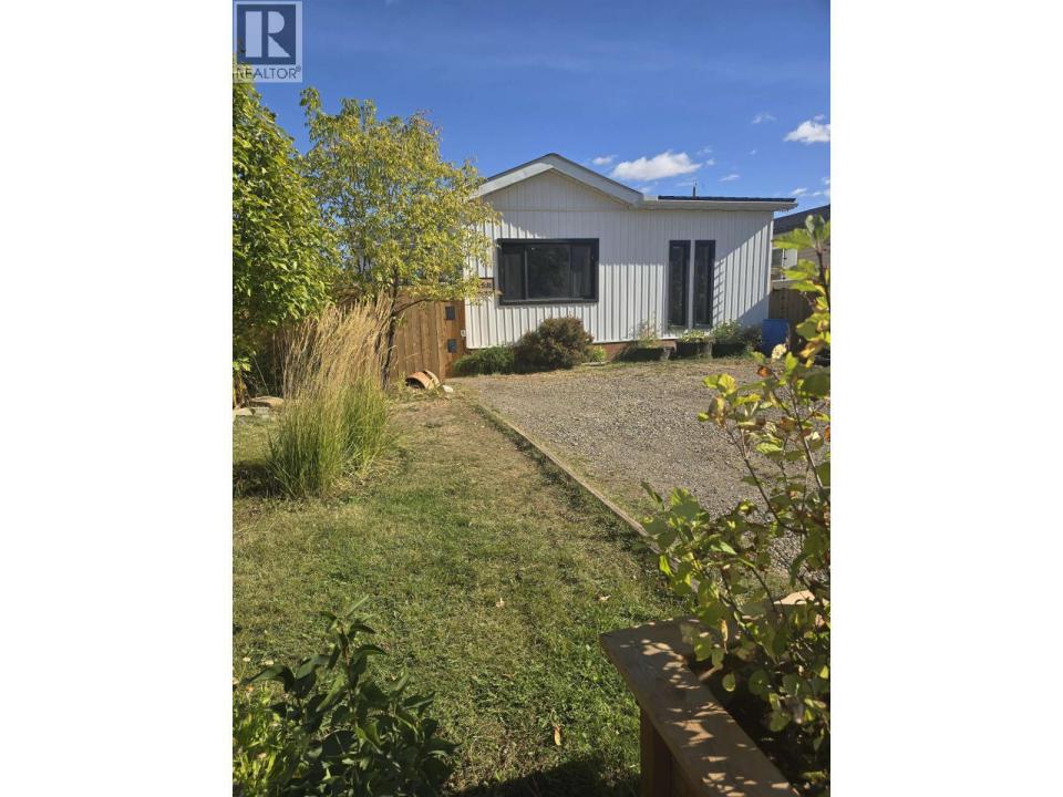 10531 102 STREET, Taylor, Colombie-Britannique V0C 2K0, Canada