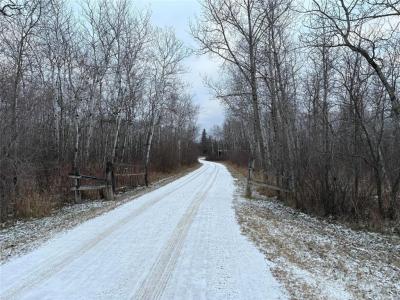 37092 36N ROAD, Steinbach, Manitoba R0A 0W1, Canada