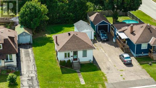 347 JOFFRE AVENUE, Renfrew, Ontario K7V 3L6, CANADÁ