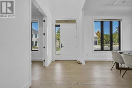 720 APRICOT DRIVE, London South (south K), 安大略省 N6K 0M5, 加拿大