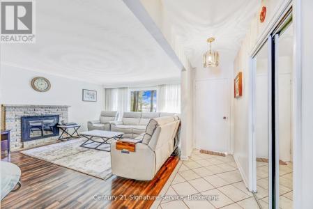 8026 MAYFIELD ROAD, Caledon, Ontario L7E 0W2, Canada