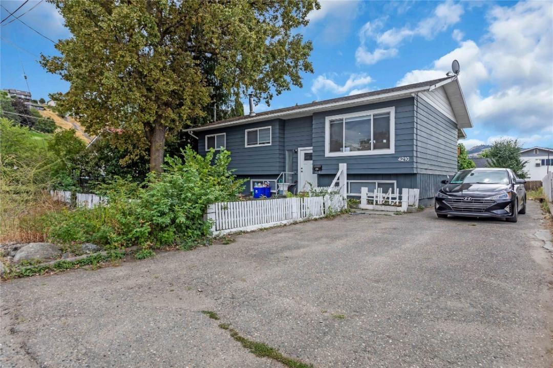 4210 17 AVENUE, Vernon, Colúmbia Britânica V1T 7K8, Canadá