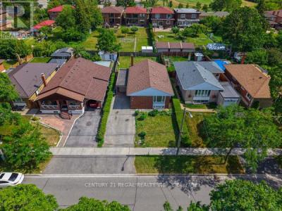 97 WESTHAMPTON DRIVE, Toronto (kingsview Village-the Westway), Ontario M9R 1Y1, Canada