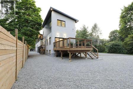 858 WILLIAM STREET, London East (east B), Ontario N5Y 2S3, Canadá