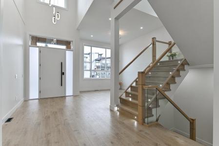 5289 HIGHVIEW DRIVE, Chilliwack, British Columbia V2R 6G4, Canada