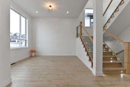 5289 HIGHVIEW DRIVE, Chilliwack, British Columbia V2R 6G4, Canada