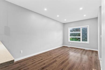 375 EDGEWOOD STREET, Winnipeg, מניטובה R2H 0Z8, קנדה