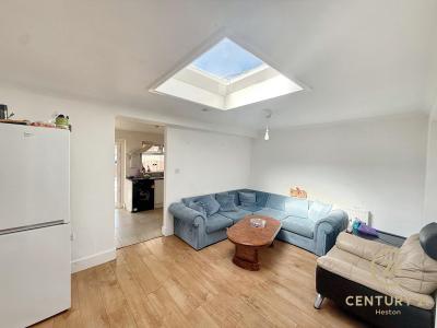 27, Burnham Gardens, HOUNSLOW, Regno Unito