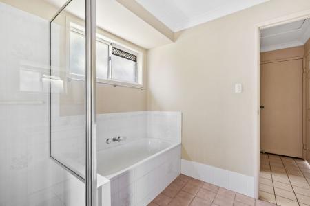 45 Investigator Avenue, Cooloola Cove, QLD 4580, Australia