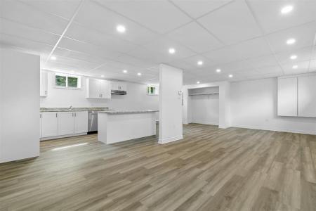 22  Ch. Hogan, Cantley, Quebec J8V 3C4, Kanada